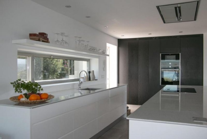 Plaka bei Chania Kreta, Plaka: 2 Luxusvillen mit Tennisplatz, Olivenhain und atemberaubendem Meerblick zu verkaufen Haus kaufen